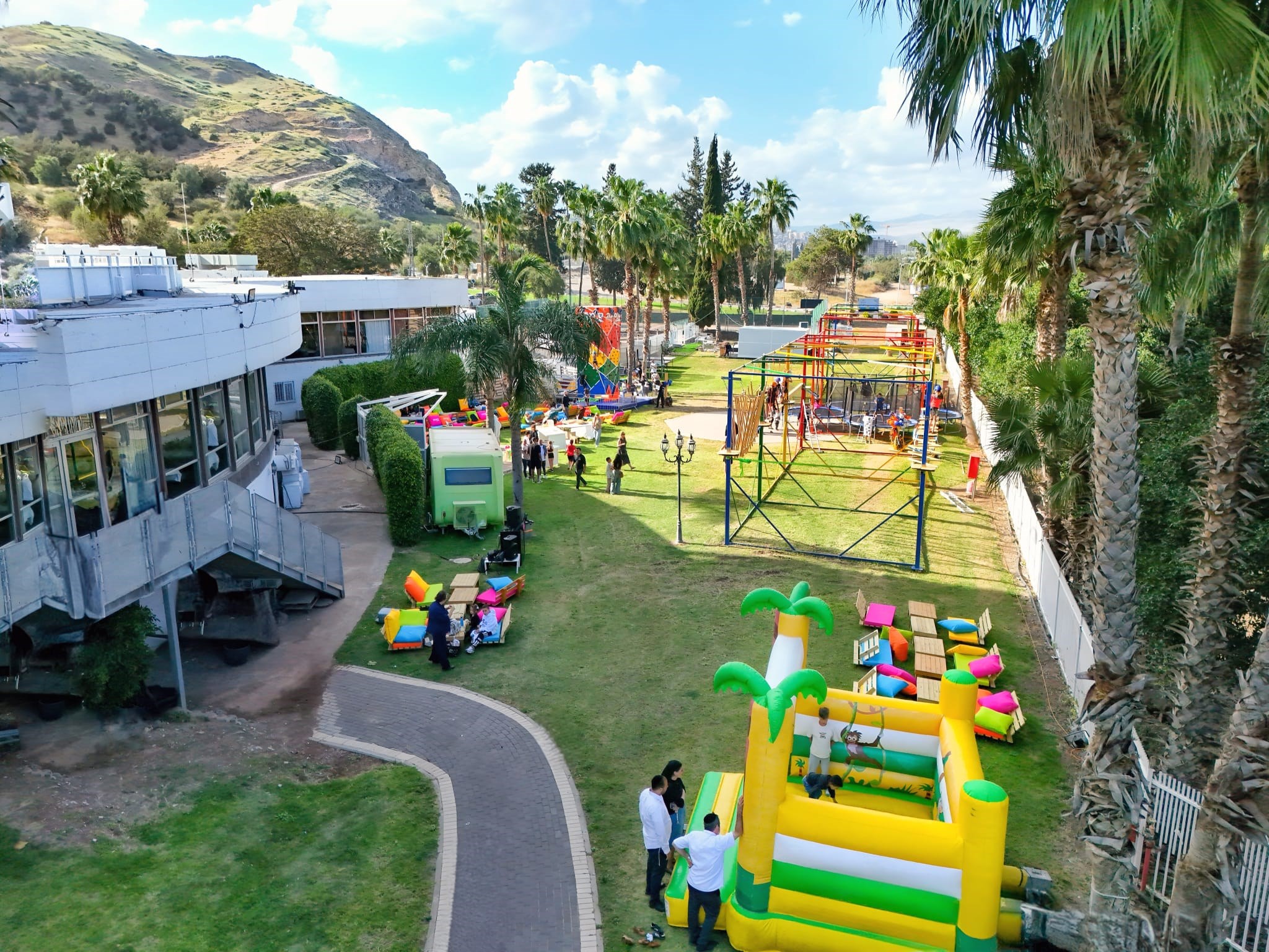 whatsapp-image-2027-04-2027-at-10.09.20-1